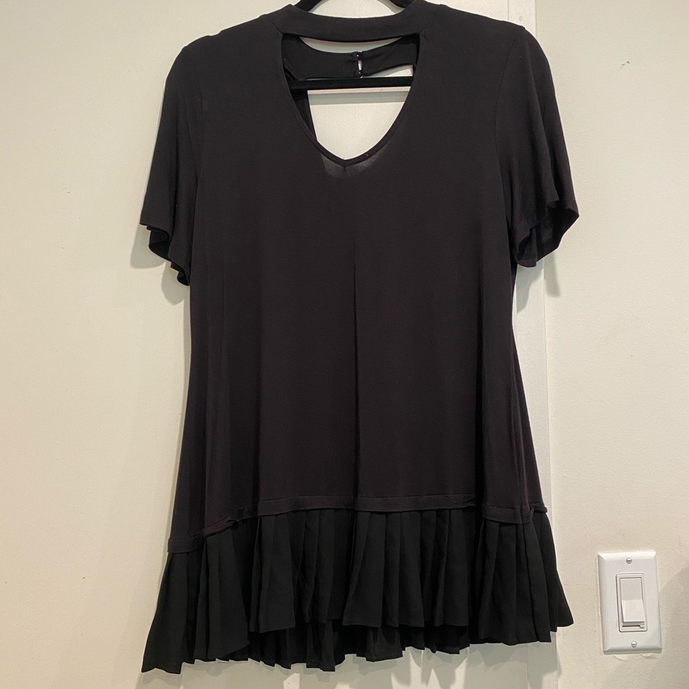 Ruffle hem top